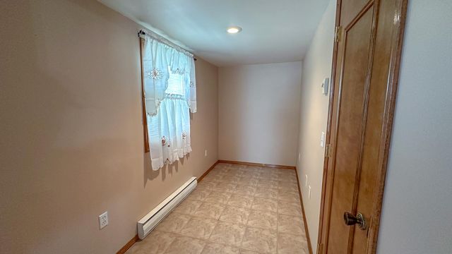 248 E Marshfield Street, Hartville, MO 65667