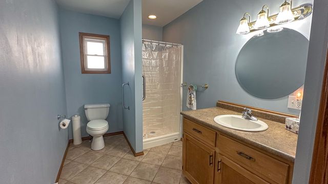 248 E Marshfield Street, Hartville, MO 65667