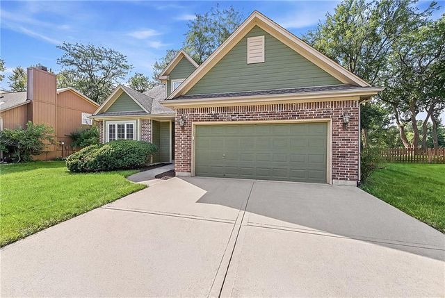 6227 W 155th Place, Overland Park, KS 66223