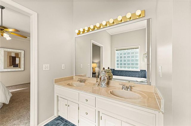 6227 W 155th Place, Overland Park, KS 66223