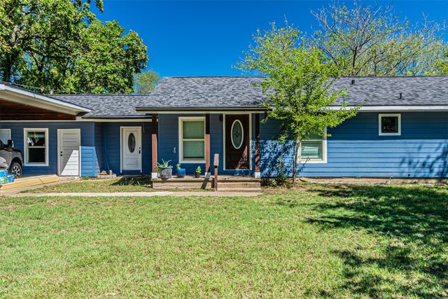 919 Canton Avenue, Wills Point, TX 75169