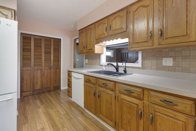 534 Grosvener Lane, Elk Grove Village, IL 60007