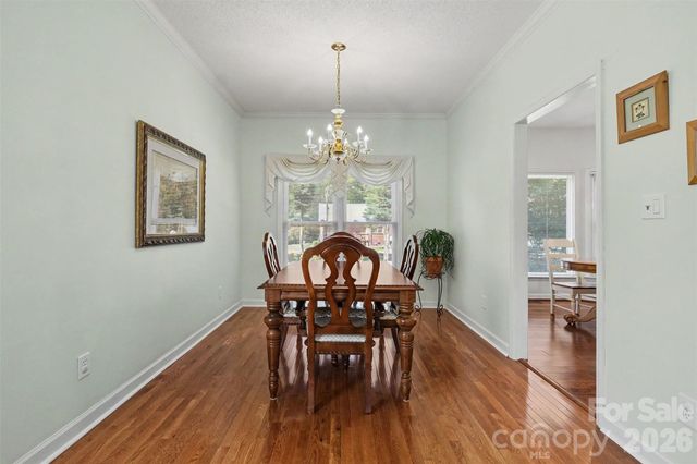 10010 Drawbridge Drive, Charlotte, NC 28215