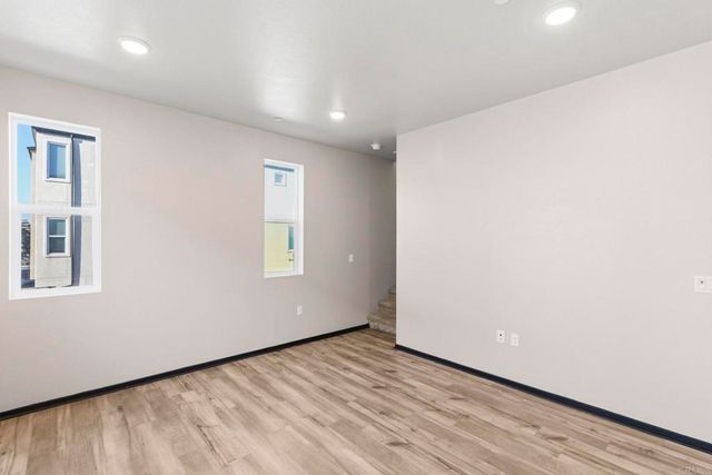 5284 Beachfront Cove Street 246, San Diego, CA 92154