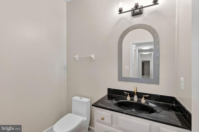 13031 DAHLIA LN, Fredericksburg, VA 22407