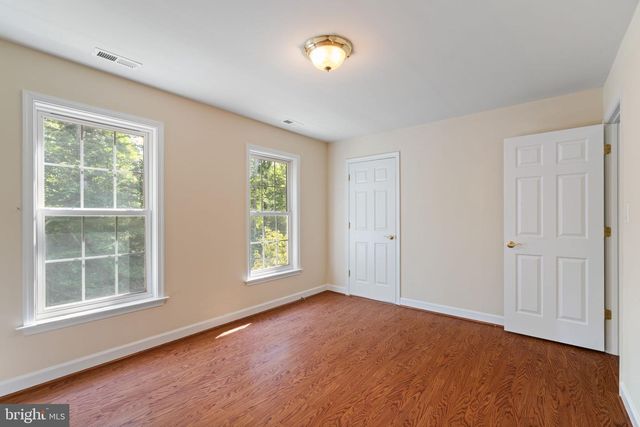 13031 DAHLIA LN, Fredericksburg, VA 22407