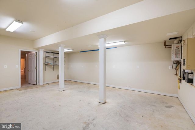 13031 DAHLIA LN, Fredericksburg, VA 22407