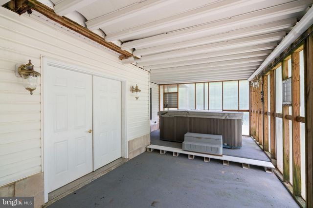 13031 DAHLIA LN, Fredericksburg, VA 22407