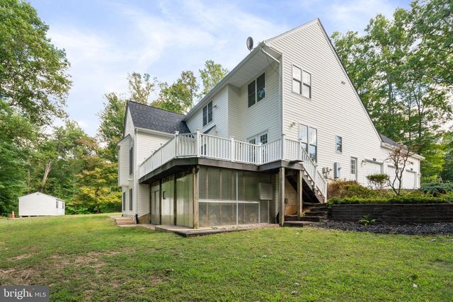 13031 DAHLIA LN, Fredericksburg, VA 22407