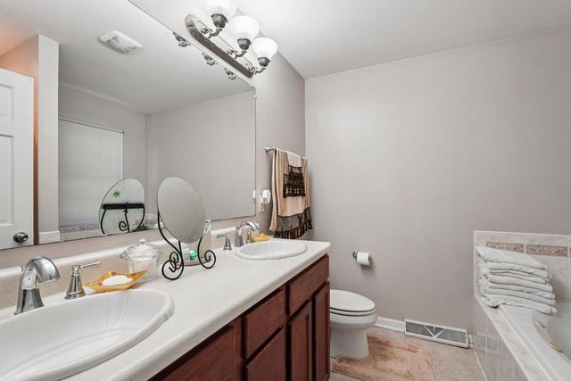 11267 14th AVENUE, Pleasant Prairie, WI 53158