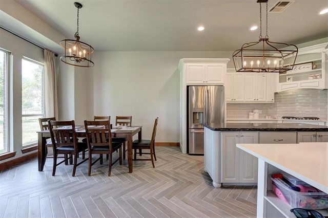 7916 Dove Crossing Drive, Edmond, OK 73034