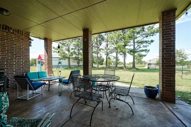 7916 Dove Crossing Drive, Edmond, OK 73034