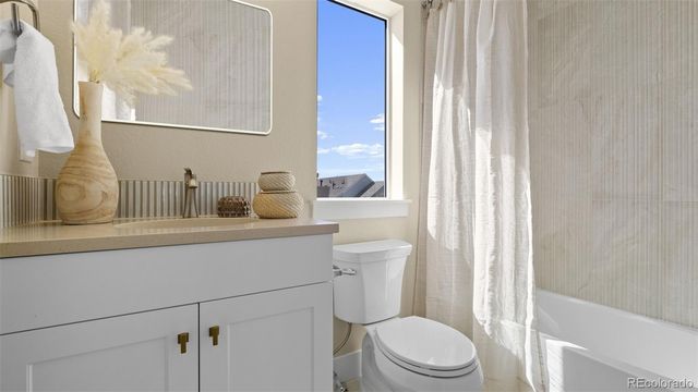 14221 Currant Street, Broomfield, CO 80020