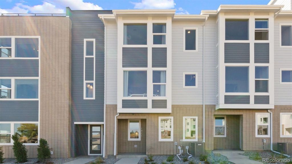 14221 Currant Street, Broomfield, CO 80020
