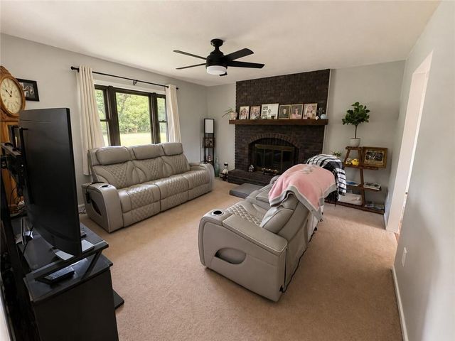 207 Evergreen Street, Excelsior Springs, MO 64024