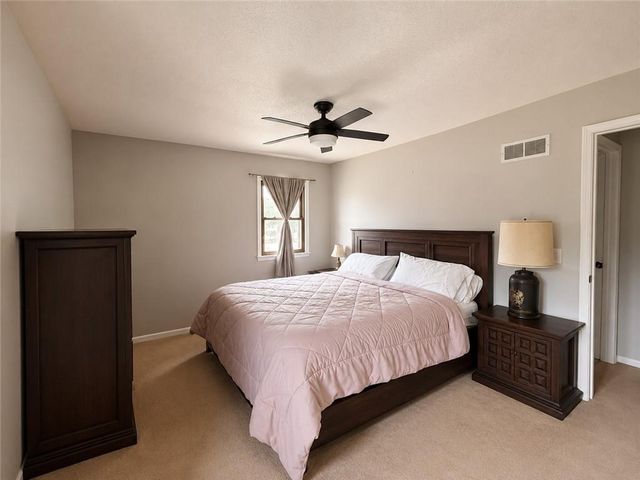 207 Evergreen Street, Excelsior Springs, MO 64024