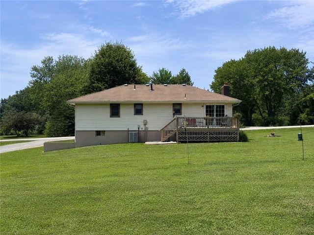 207 Evergreen Street, Excelsior Springs, MO 64024