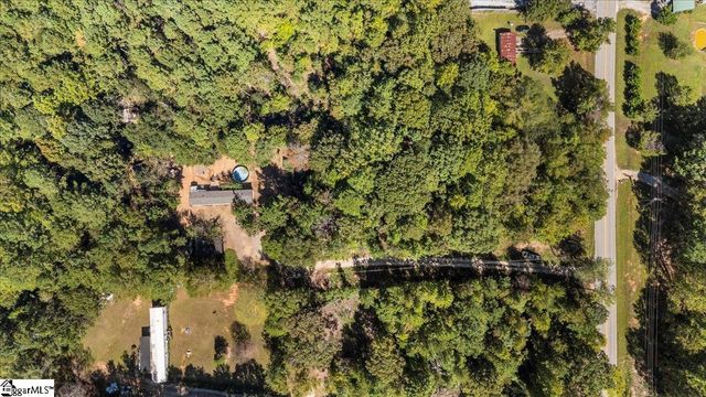 1660 Kilgore Bridge Road, Woodruff, SC 29388