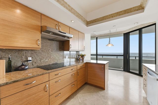 3100 S Ocean Boulevard 403s, Palm Beach, FL 33480