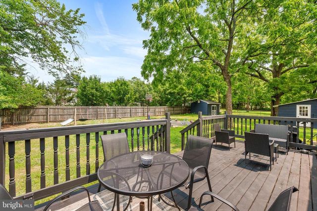65 HICKSTOWN RD, Sicklerville, NJ 08081