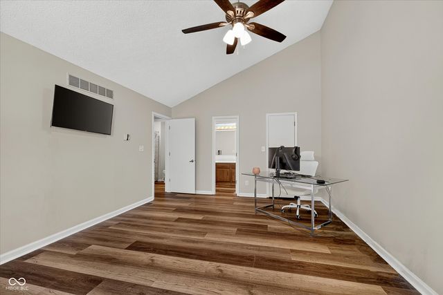9223 Cinnebar Drive, Indianapolis, IN 46268