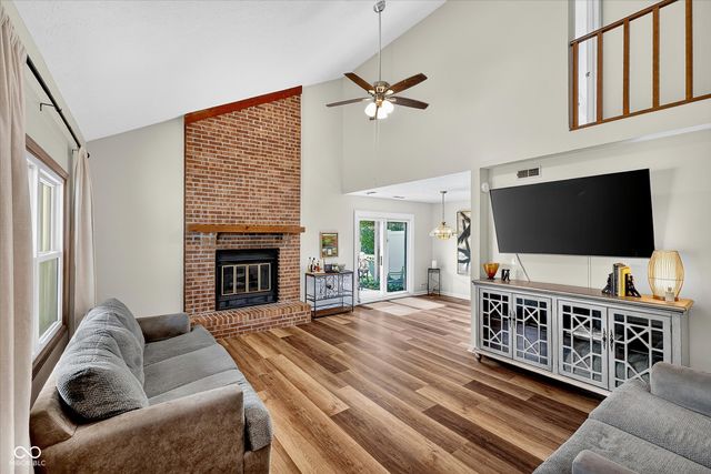 9223 Cinnebar Drive, Indianapolis, IN 46268