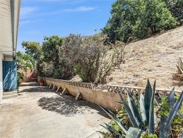 2020 Thomas, Los Angeles, CA 90031