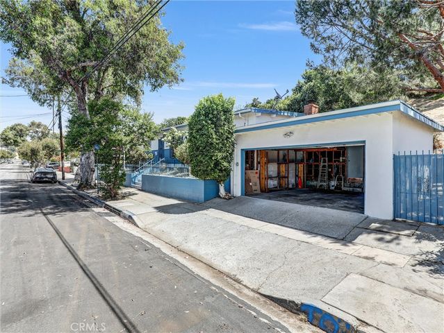 2020 Thomas, Los Angeles, CA 90031