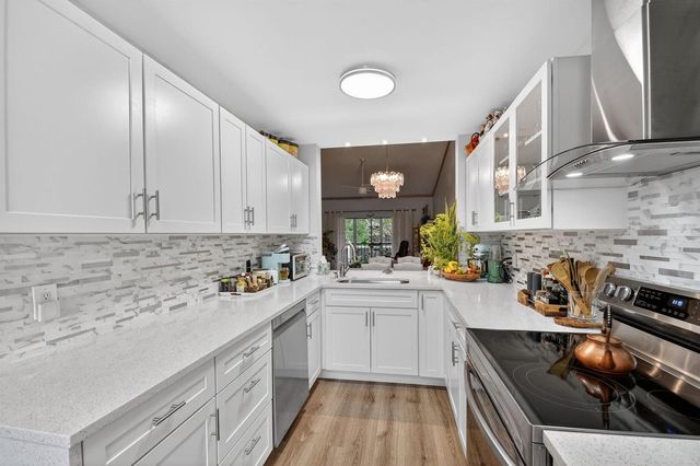 7855 Willow Spring Drive 725, Lake Worth, FL 33467