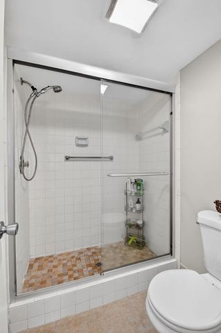 7855 Willow Spring Drive 725, Lake Worth, FL 33467