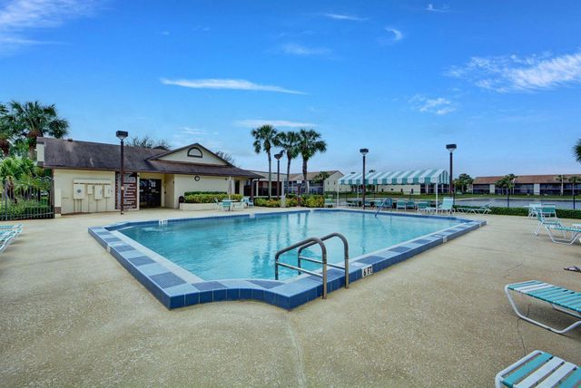 7855 Willow Spring Drive 725, Lake Worth, FL 33467