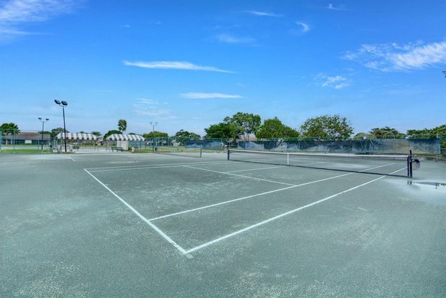 7855 Willow Spring Drive 725, Lake Worth, FL 33467