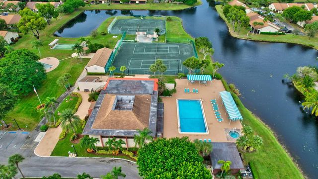 7855 Willow Spring Drive 725, Lake Worth, FL 33467