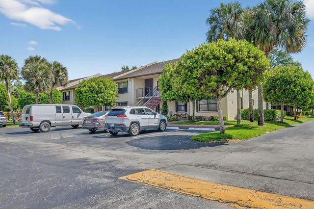 7855 Willow Spring Drive 725, Lake Worth, FL 33467
