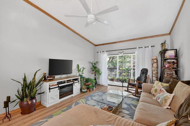 7855 Willow Spring Drive 725, Lake Worth, FL 33467