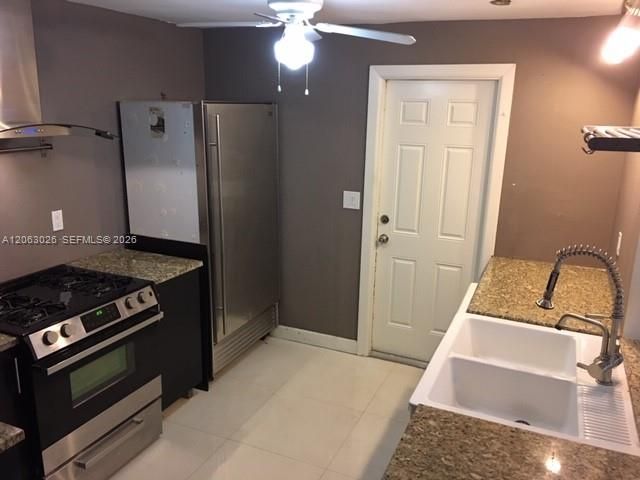 7521 NW 23rd Street, Sunrise, FL 33313