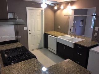 7521 NW 23rd Street, Sunrise, FL 33313