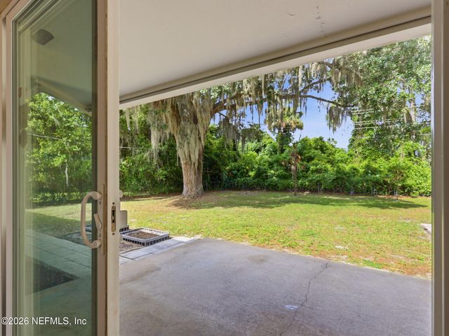 200 MANGO Drive, Palatka, FL 32177