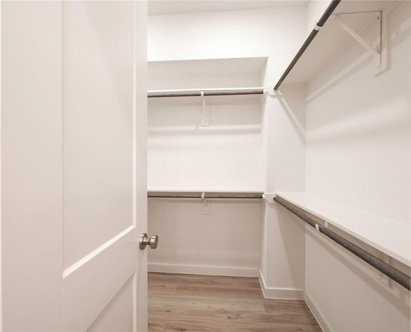 2517 Appian Way B, Roman Forest, TX 77357