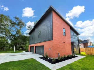 2517 Appian Way B, Roman Forest, TX 77357