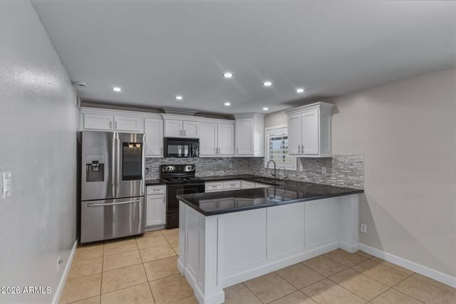 4849 N 81ST Avenue, Phoenix, AZ 85033