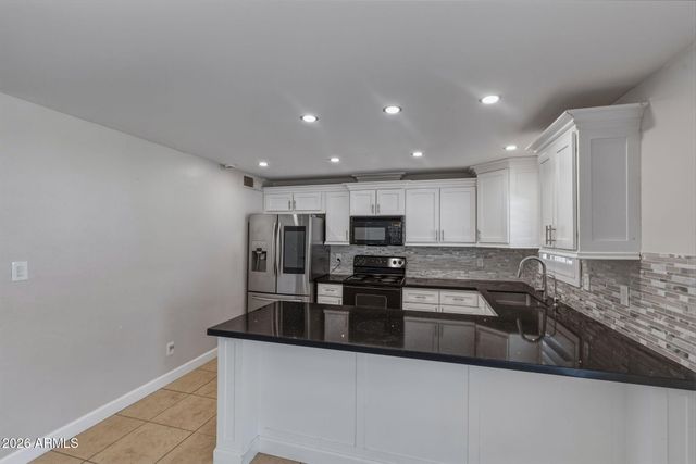 4849 N 81ST Avenue, Phoenix, AZ 85033