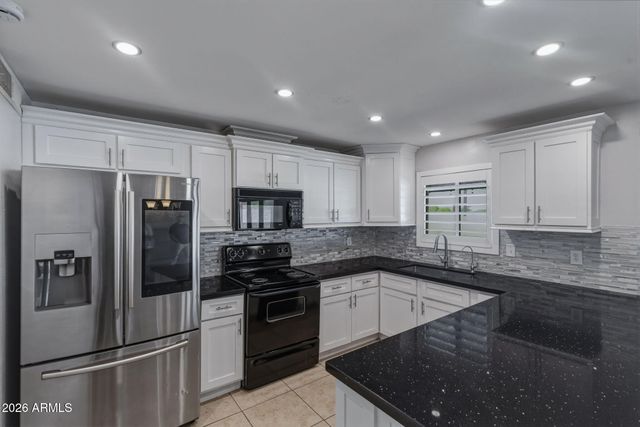 4849 N 81ST Avenue, Phoenix, AZ 85033