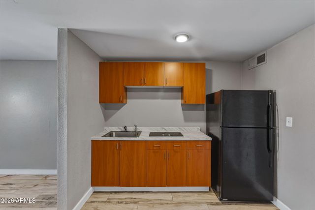 4849 N 81ST Avenue, Phoenix, AZ 85033