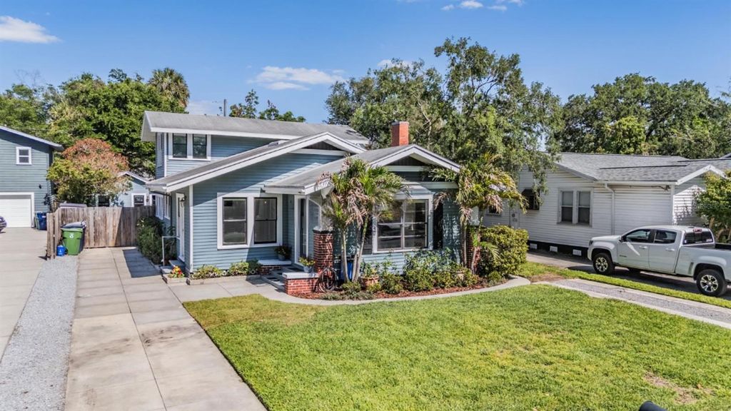 Image 1 of property listing at 4109 N SEMINOLE AVENUE, Tampa, FL 33603