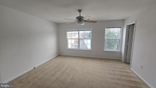 9203 ACER LN, Manassas, VA 20110