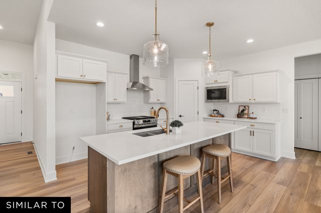 1205 Mulberry Drive NW, Bondurant, IA 50035
