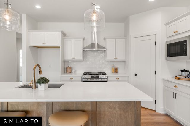 1205 Mulberry Drive NW, Bondurant, IA 50035