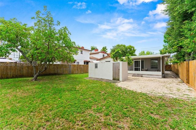 2311 SW 2nd St, Miami, FL 33135