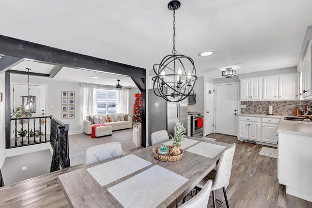 815 HILLCREST HEIGHTS, Green Bay, WI 54313